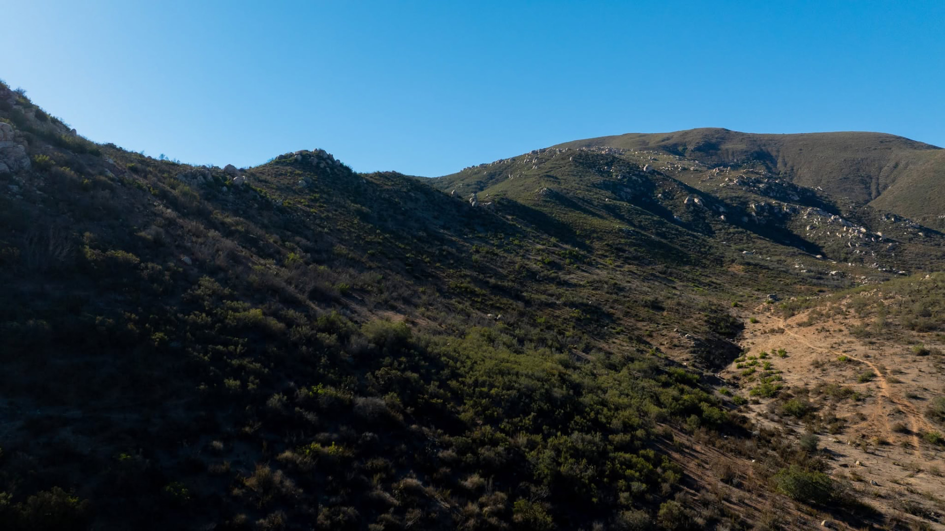 Montañas y encinares del territorio Kumiai